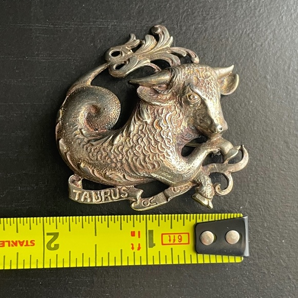 Vintage Sterling Silver Cini Taurus Zodiac Horoscope pin - Picture 11 of 12